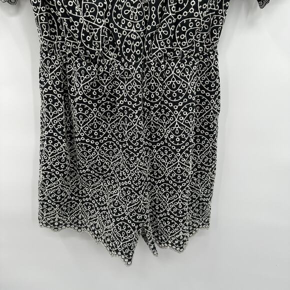EXPRESS NWT Black & White Lace Eyelet Romper // S - Picture 10 of 16